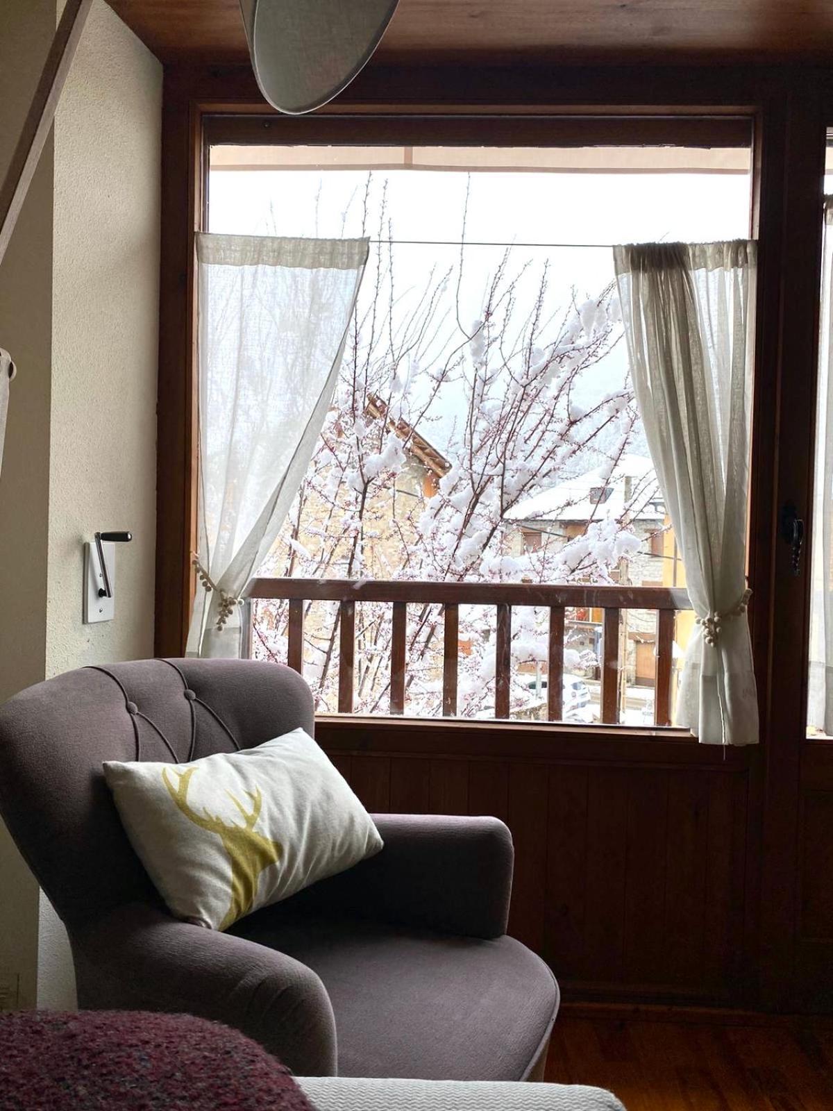 Apartament Deluxe Espot - L'Amfitriona Eksteriør bilde